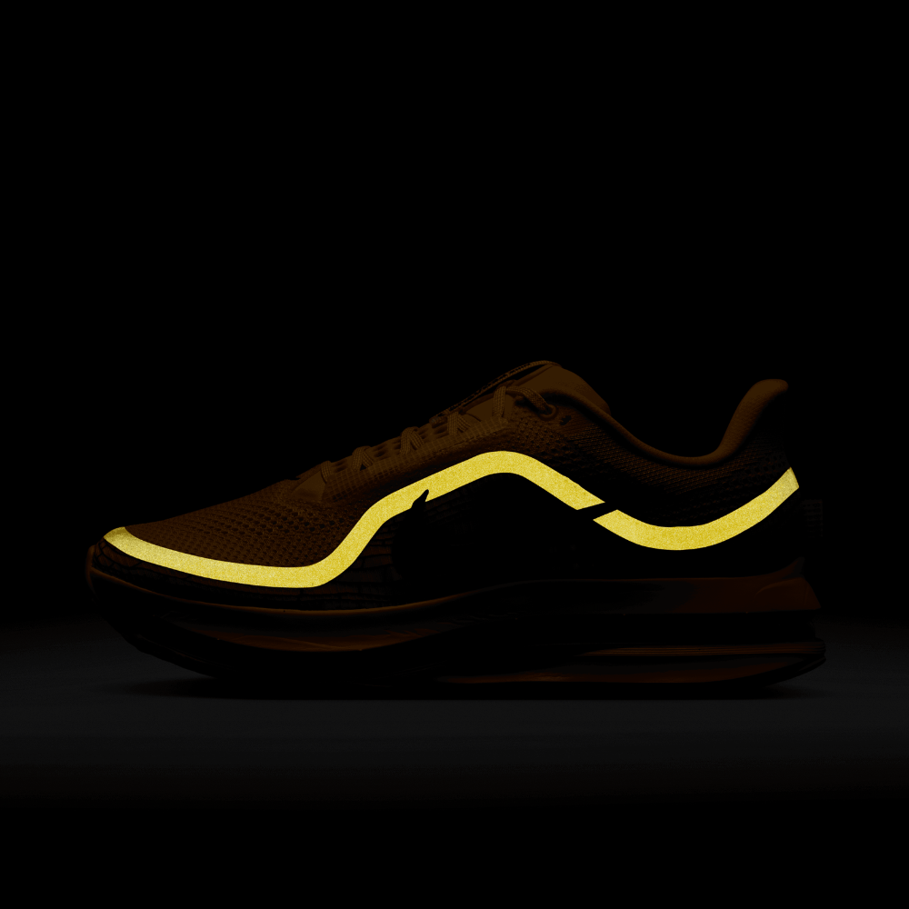 Pegasus Premium LV8 Men's :University Gold | Laser Orange