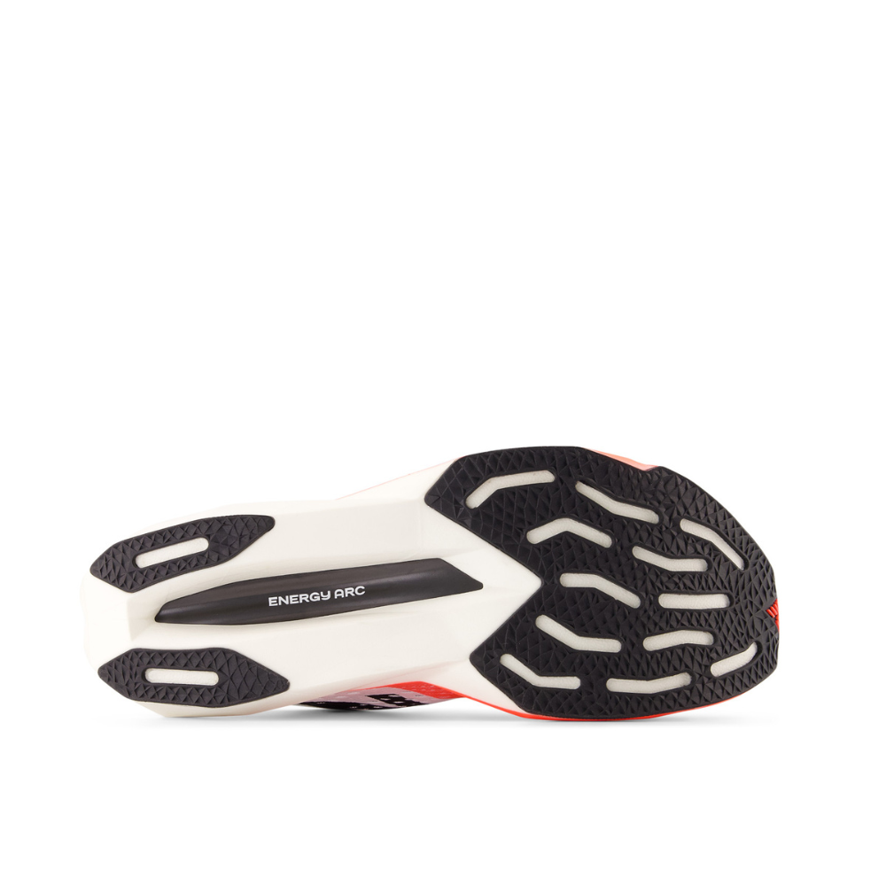 FuelCell SuperComp Pacer v2 (D) Men's :Urgent Red | White