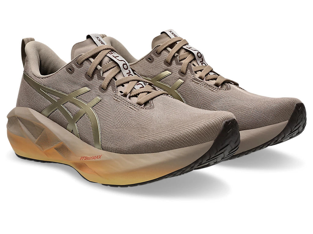 Novablast 5 Luxe Men's: Luxe | Taupe Grey