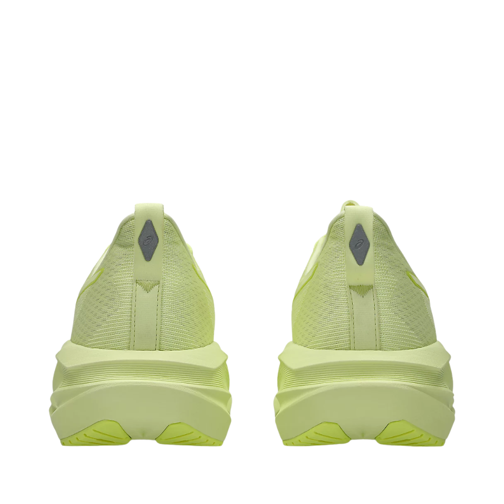 Novablast 5 Lite-Show Men's :Lite Show | Huddle Yellow