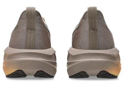 Novablast 5 Luxe Women's: Luxe | Taupe Grey