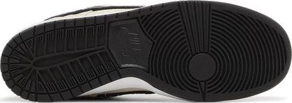 Nike Mens Albino & Preto x Dunk Low SB Sneakers - 'Jiu-Jitsu'