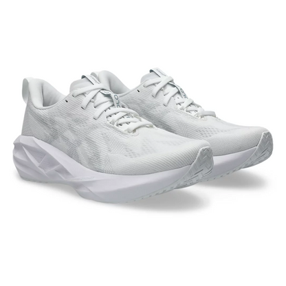Novablast 5 Women's :White | Piedmont Grey