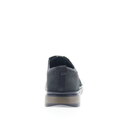 Clarks Chantry Wing Mens Black Oxfords & Lace Ups Wingtip & Brogue Shoes