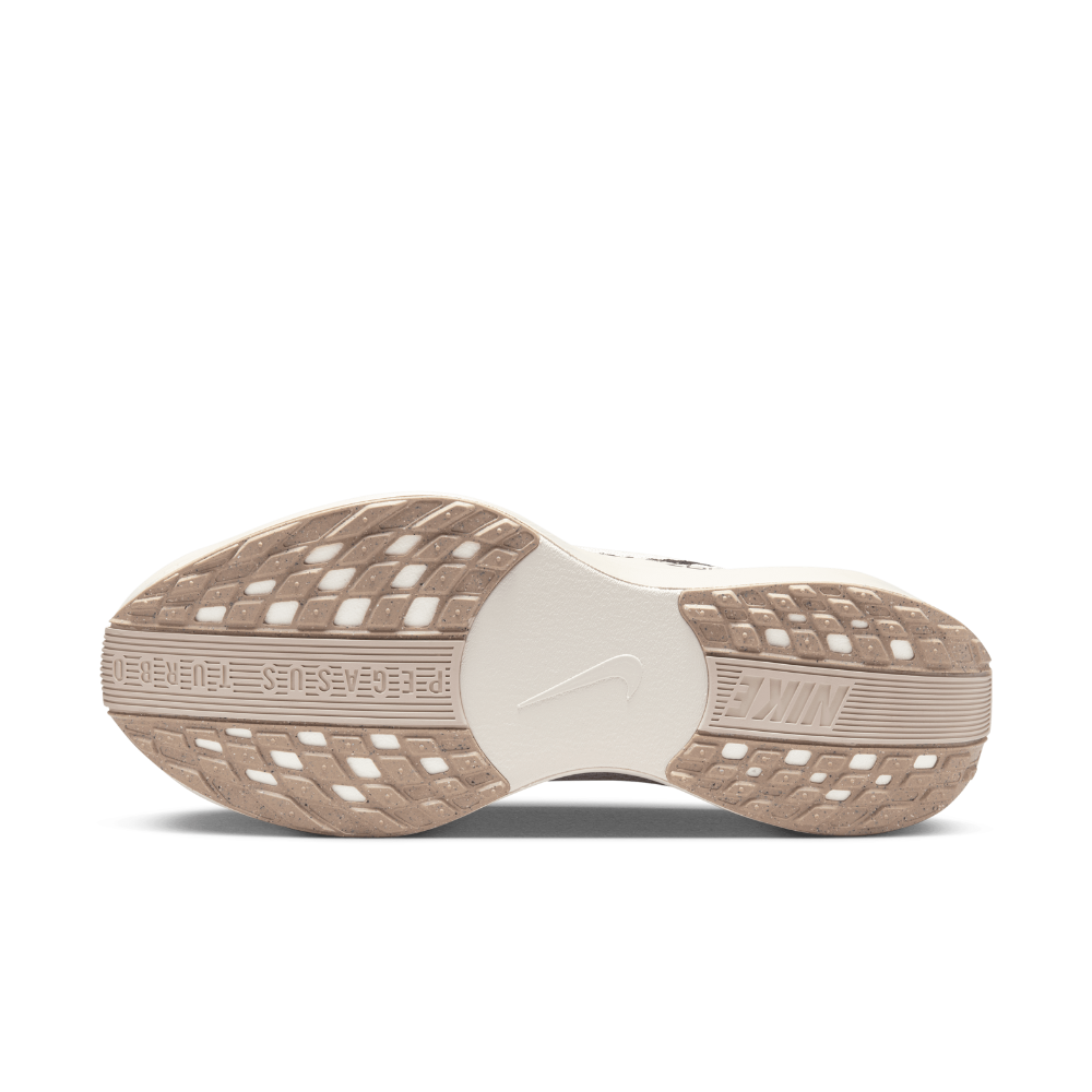 Pegasus Plus Men's :White | Sail