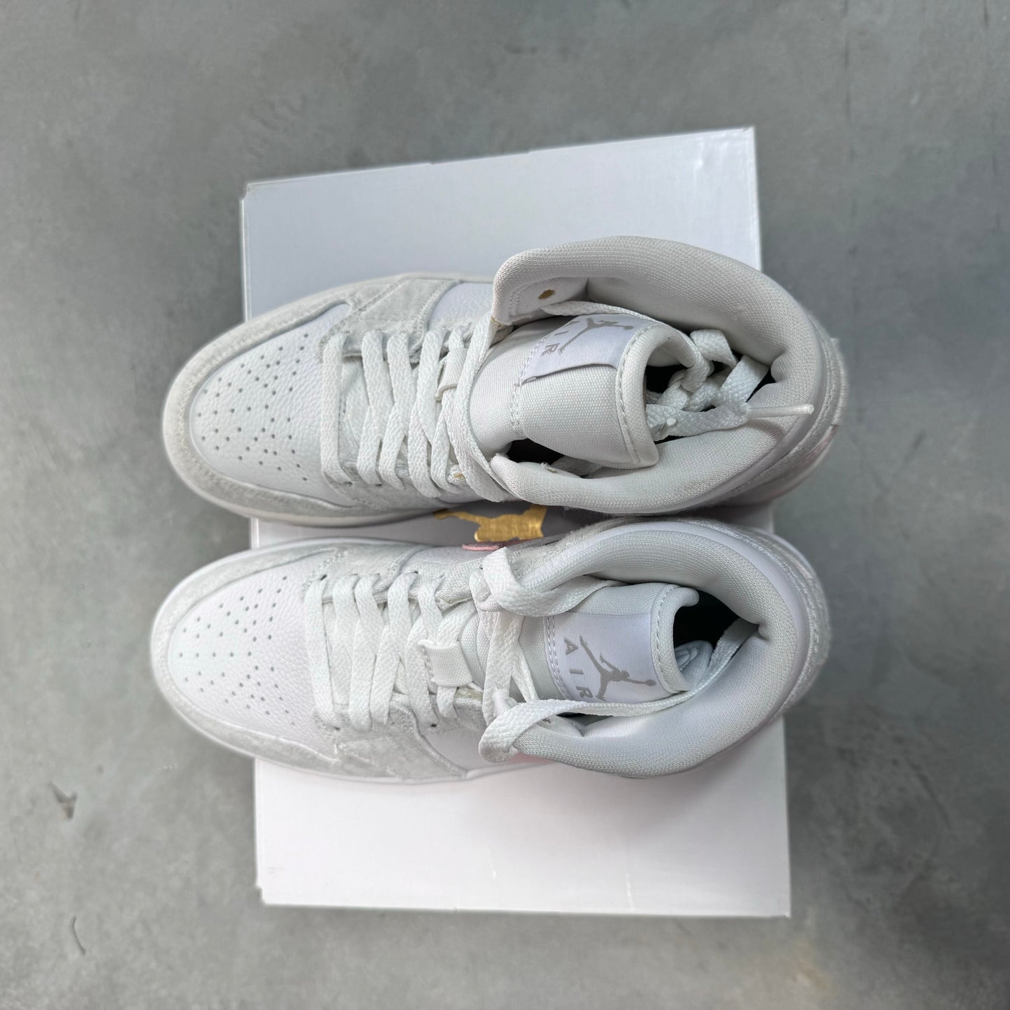 DISPLAY - Nike Womens Air Jordan 1 Mid SE Sneakers - 'White Light Iron Ore'