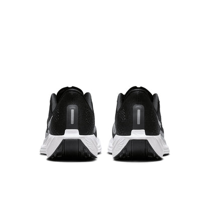 Pegasus Plus Women's: Black I Pure Platinum