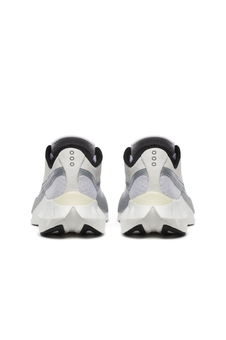 Endorphin Pro 4 Women's :White | Silver